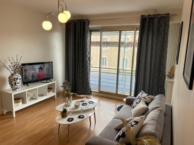 Le 21 Lägenhet Épernay Exteriör bild