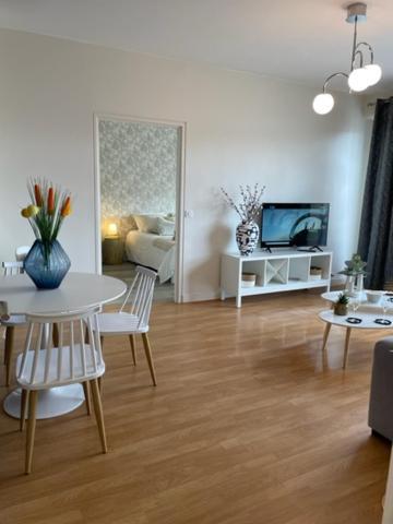 Le 21 Lägenhet Épernay Exteriör bild